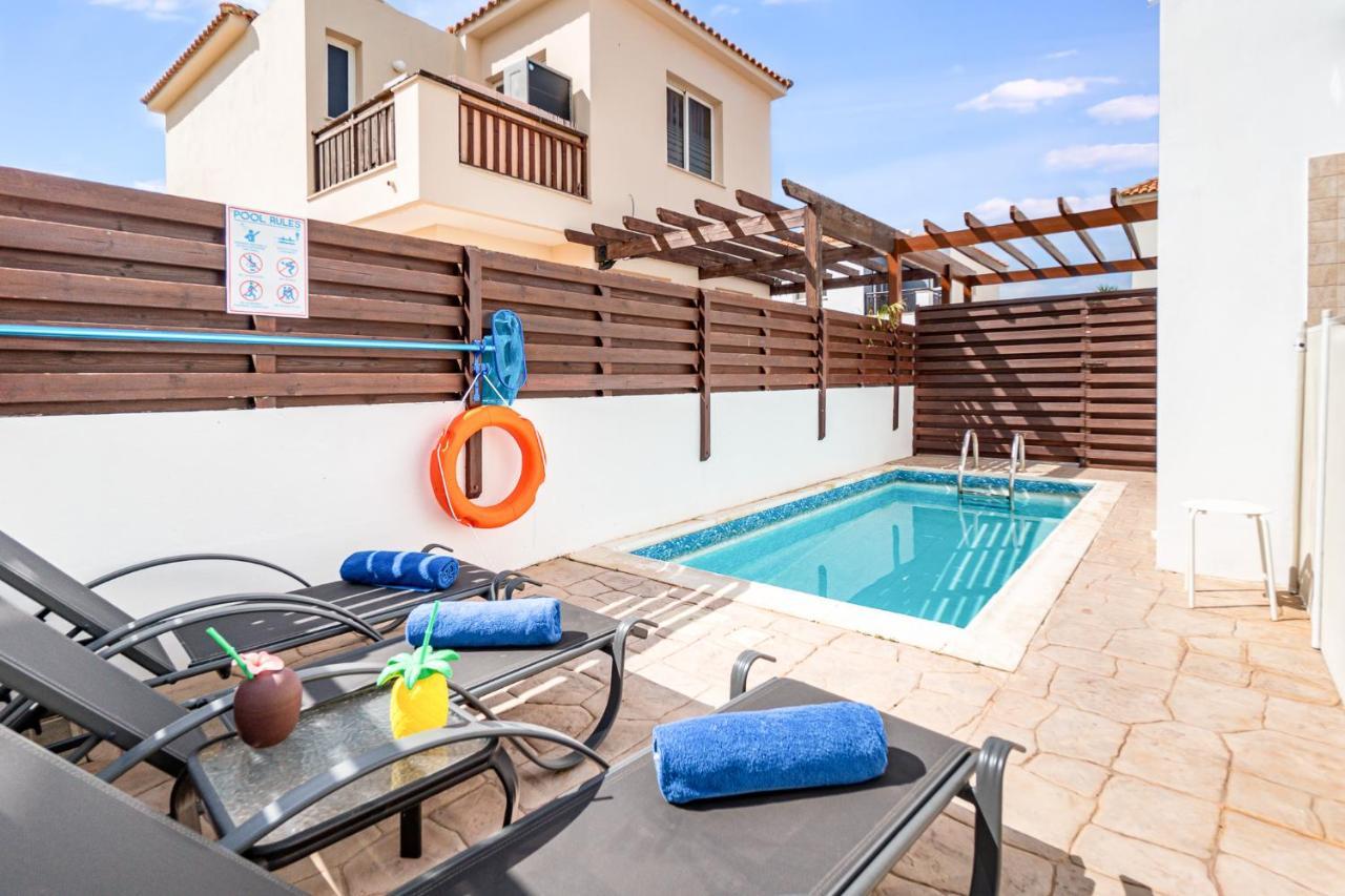 Villa Rosedale By Ezoria Villas Ayia Napa Bagian luar foto