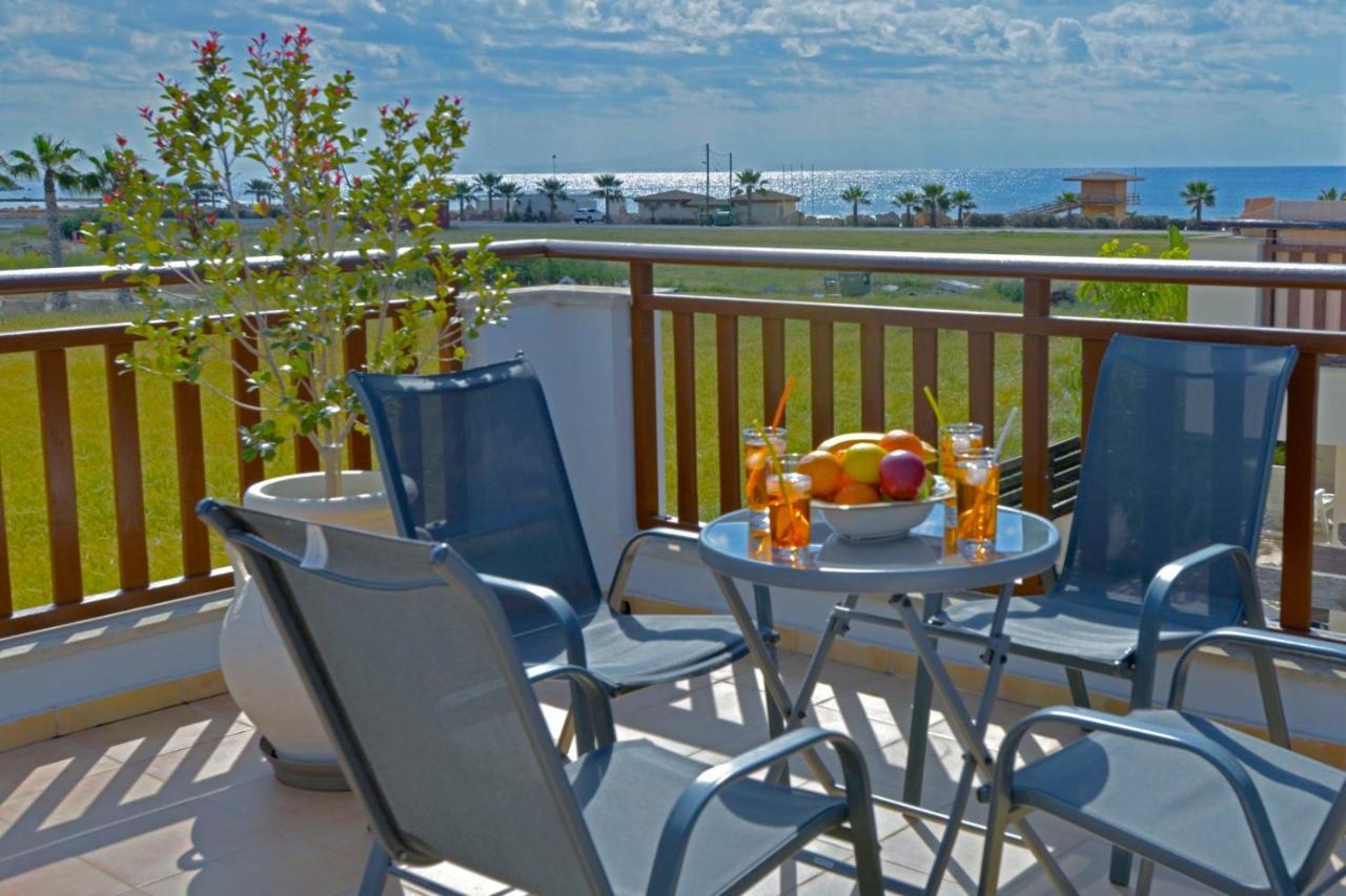 Villa Rosedale By Ezoria Villas Ayia Napa Bagian luar foto