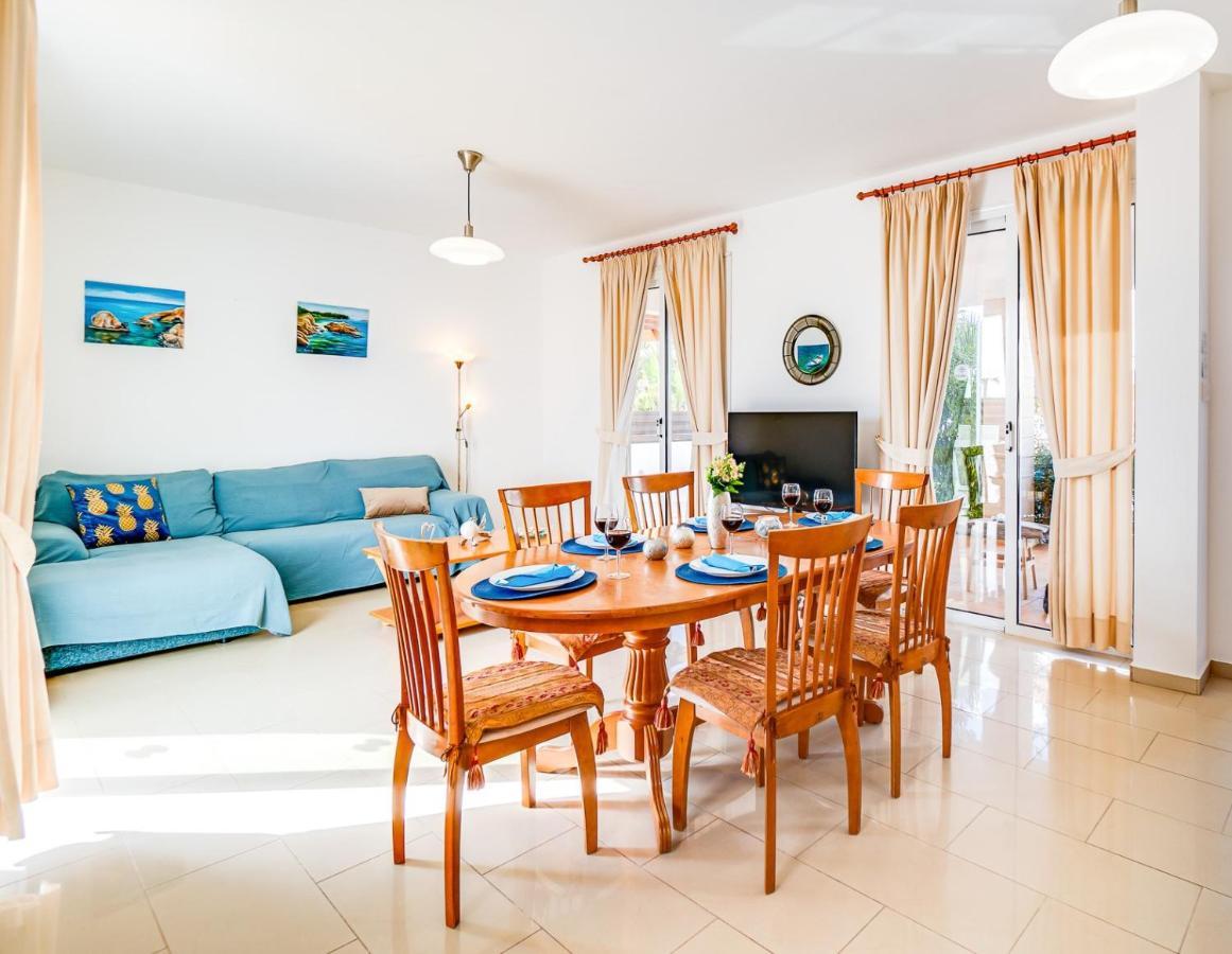 Villa Rosedale By Ezoria Villas Ayia Napa Bagian luar foto